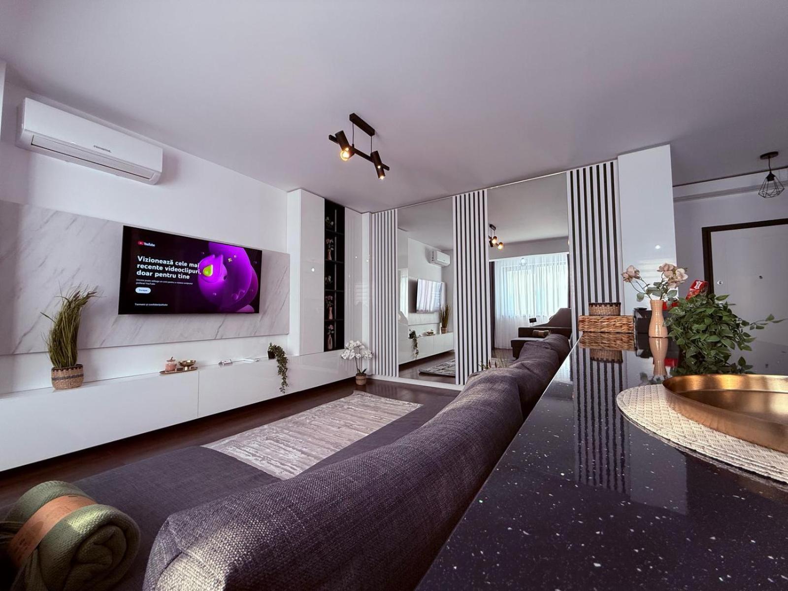 Luxevibe Apartments Near Mall Moldova Iasi Ngoại thất bức ảnh