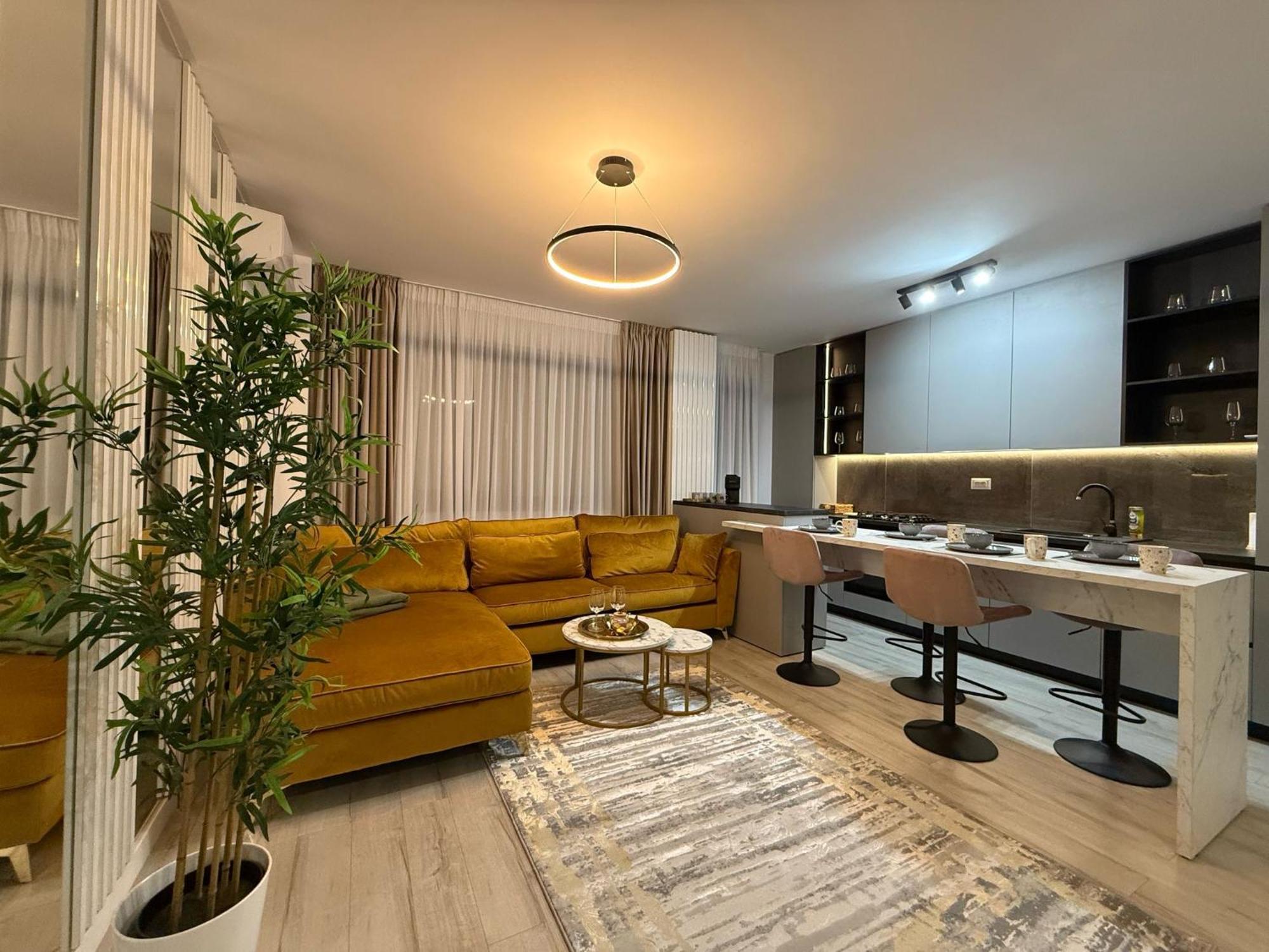 Luxevibe Apartments Near Mall Moldova Iasi Ngoại thất bức ảnh