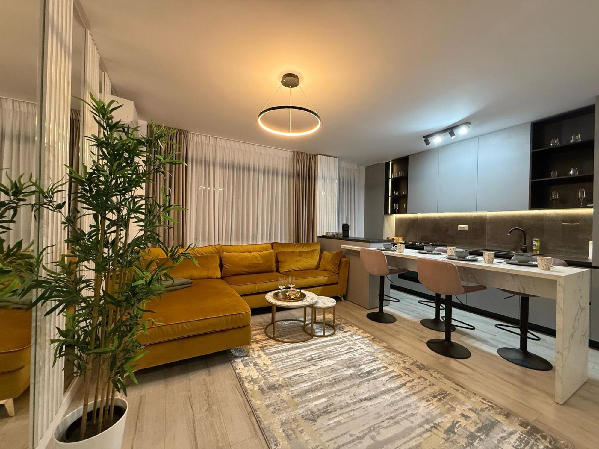 Luxevibe Apartments Near Mall Moldova Iasi Ngoại thất bức ảnh