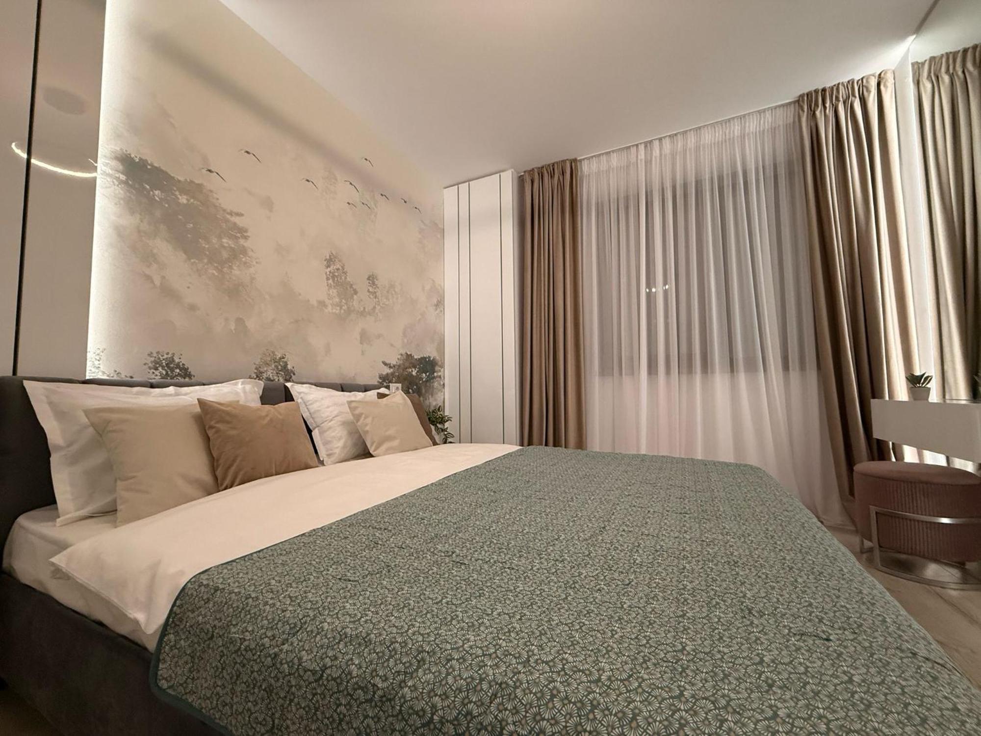 Luxevibe Apartments Near Mall Moldova Iasi Ngoại thất bức ảnh