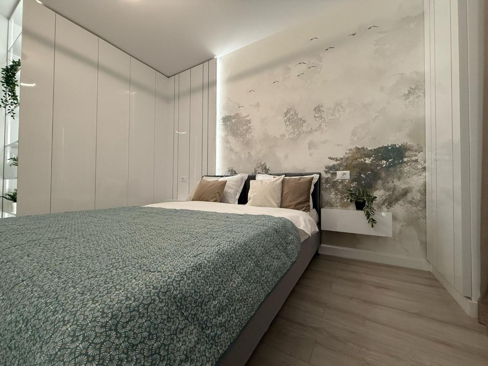 Luxevibe Apartments Near Mall Moldova Iasi Ngoại thất bức ảnh