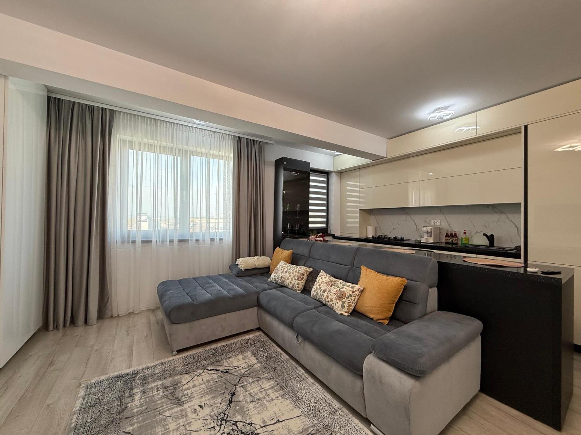 Luxevibe Apartments Near Mall Moldova Iasi Ngoại thất bức ảnh